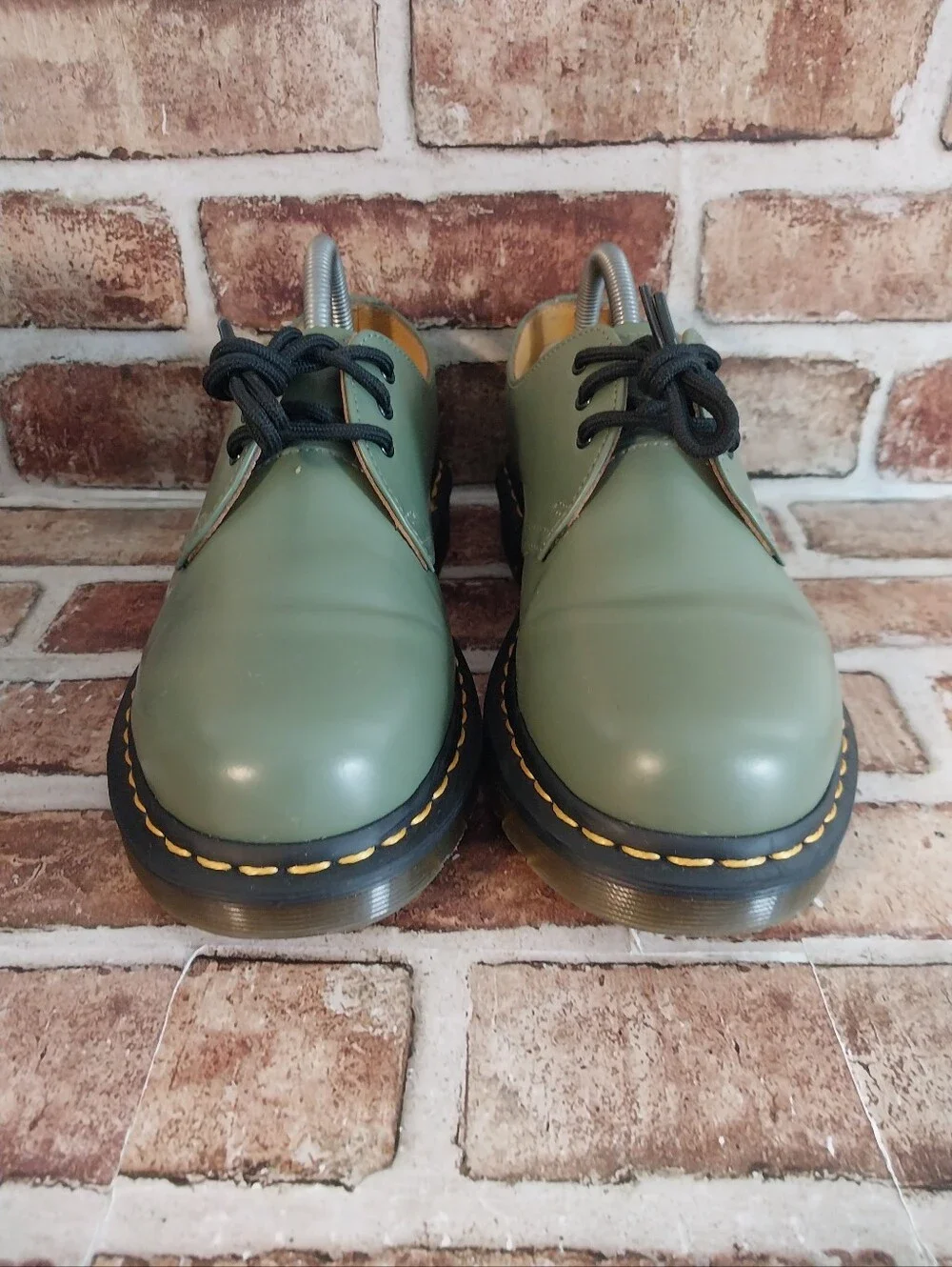 Pre-owned Dr. Martens 1461